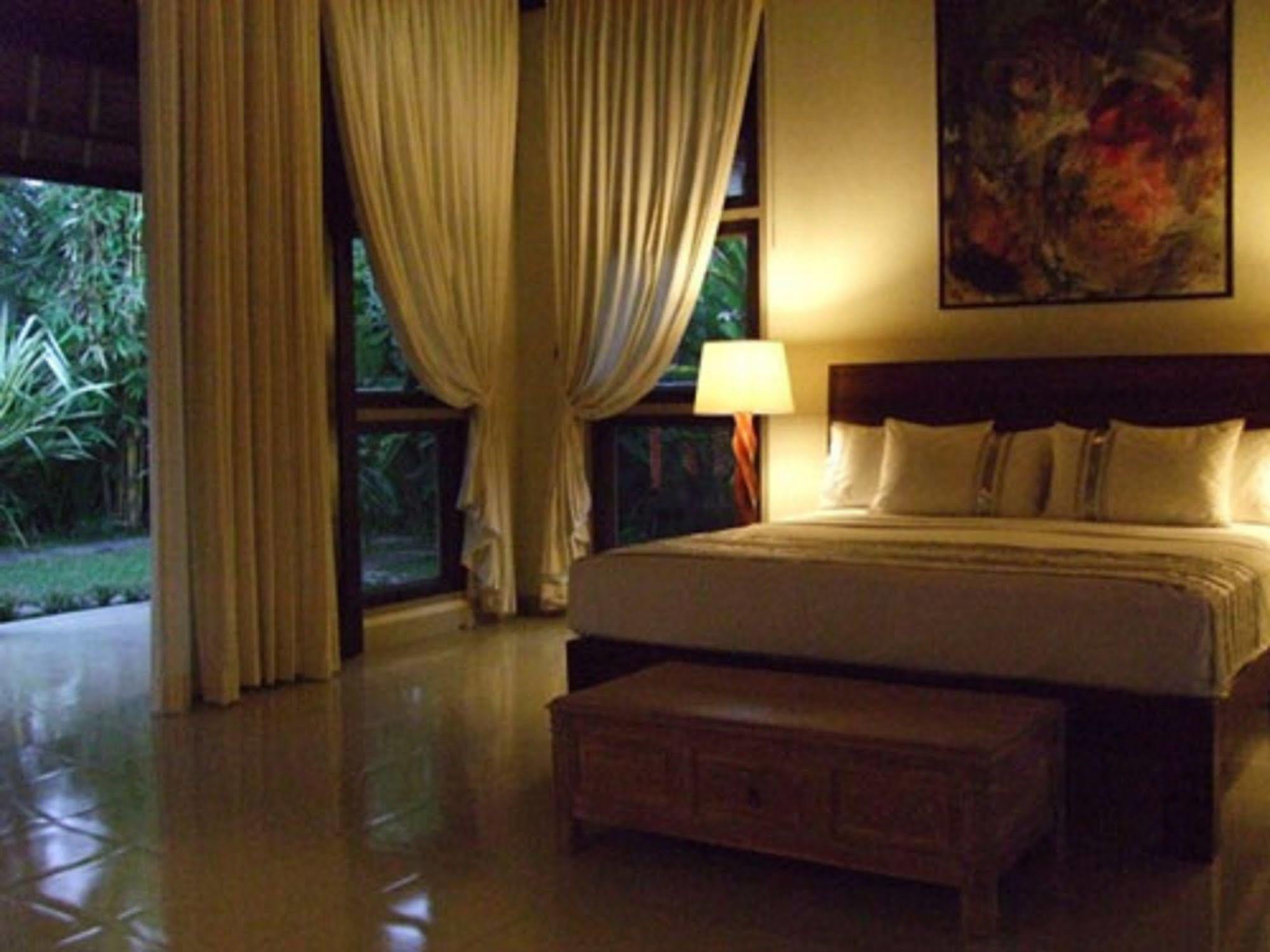 Puri Lotus Hotel Ubud Eksteriør billede