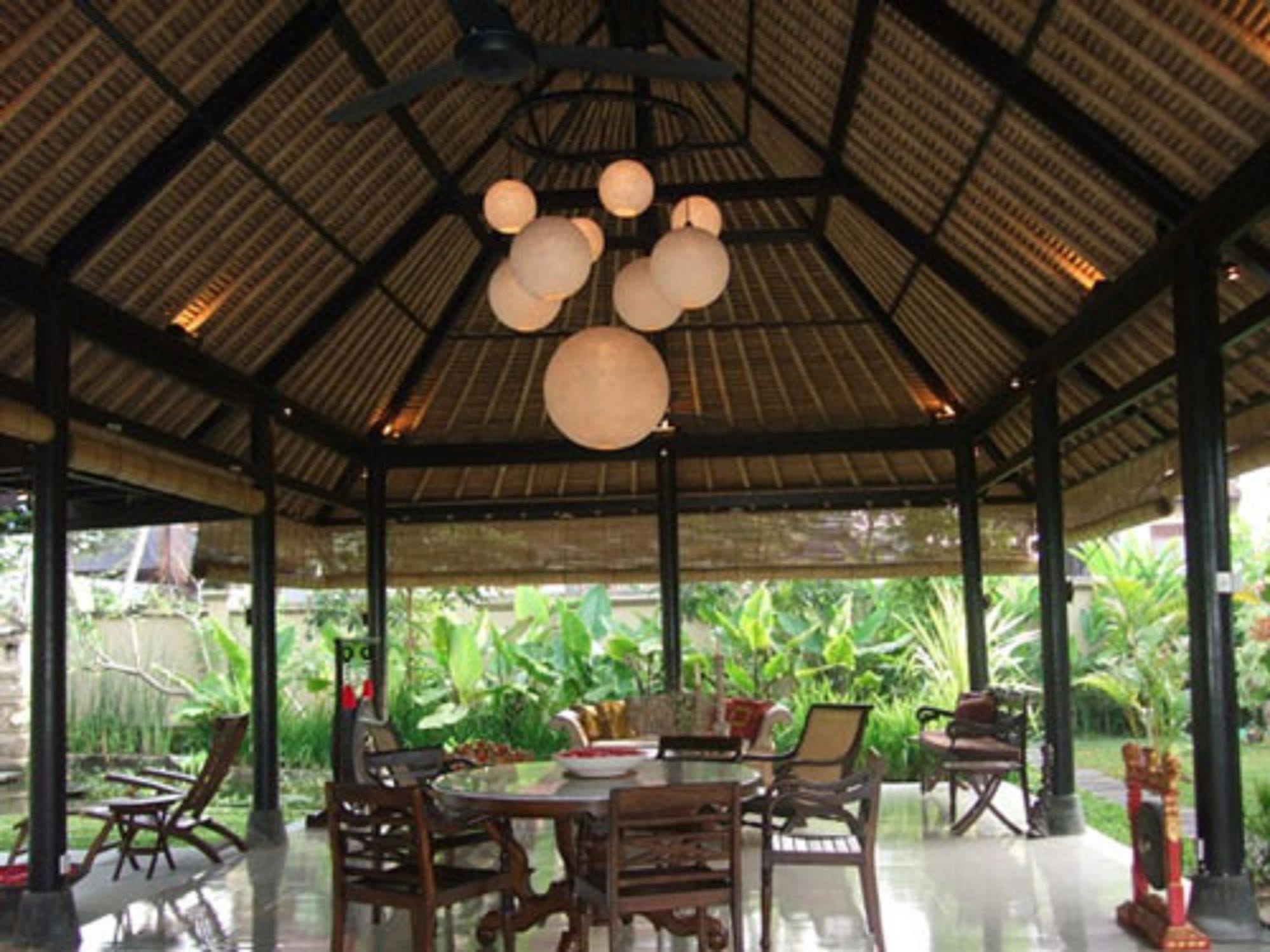 Puri Lotus Hotel Ubud Eksteriør billede